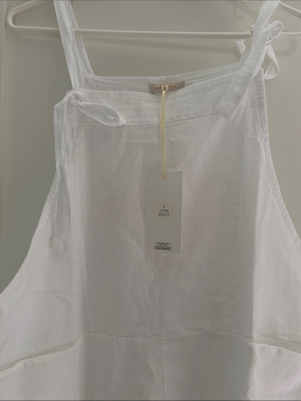 Women’s White Linen Tie-Strap Jumpsuit - Picture 5 of 6